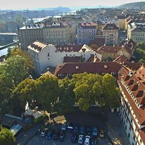 Pytloun Old Armoury 4* Prag