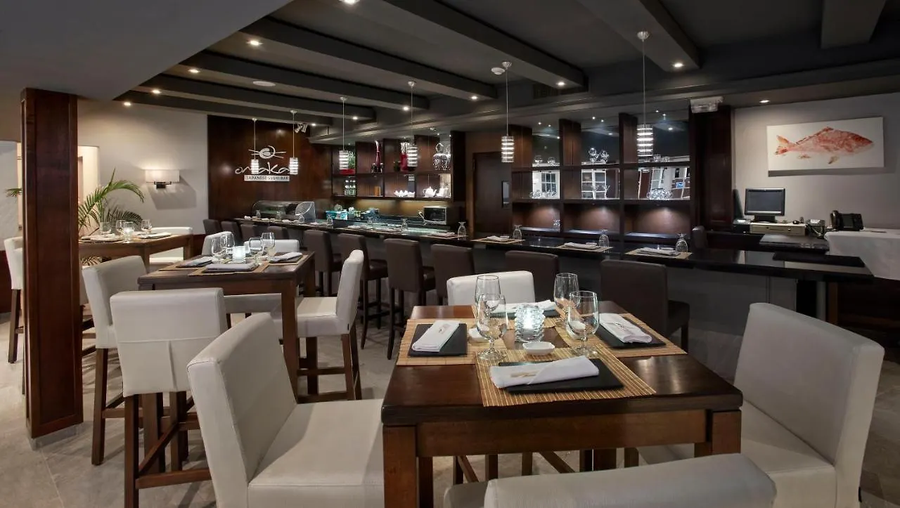 פאלם ביץ' Manchebo Beach Resort And Spa