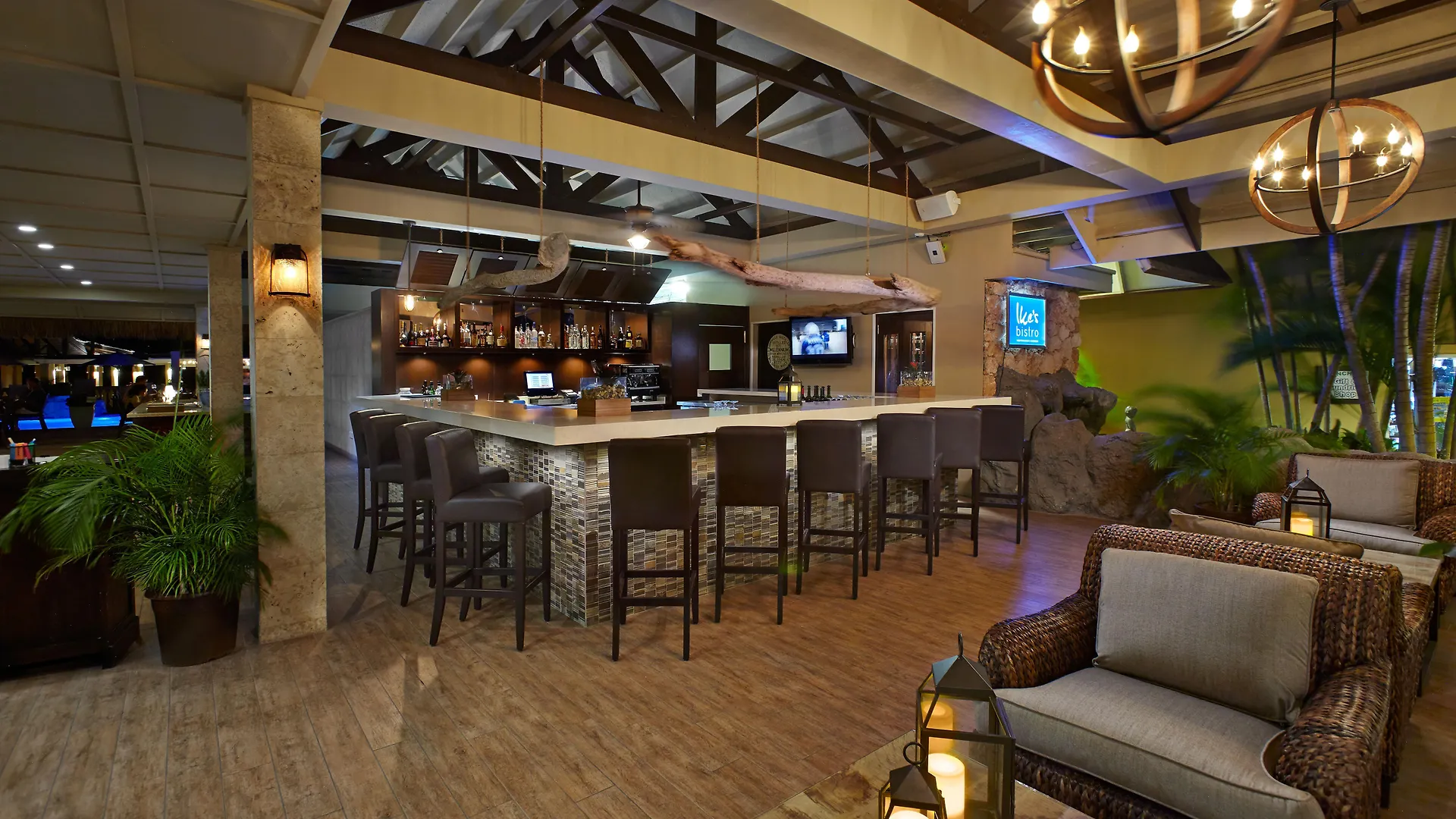 פאלם ביץ' Manchebo Beach Resort And Spa  פאלם ביץ'
